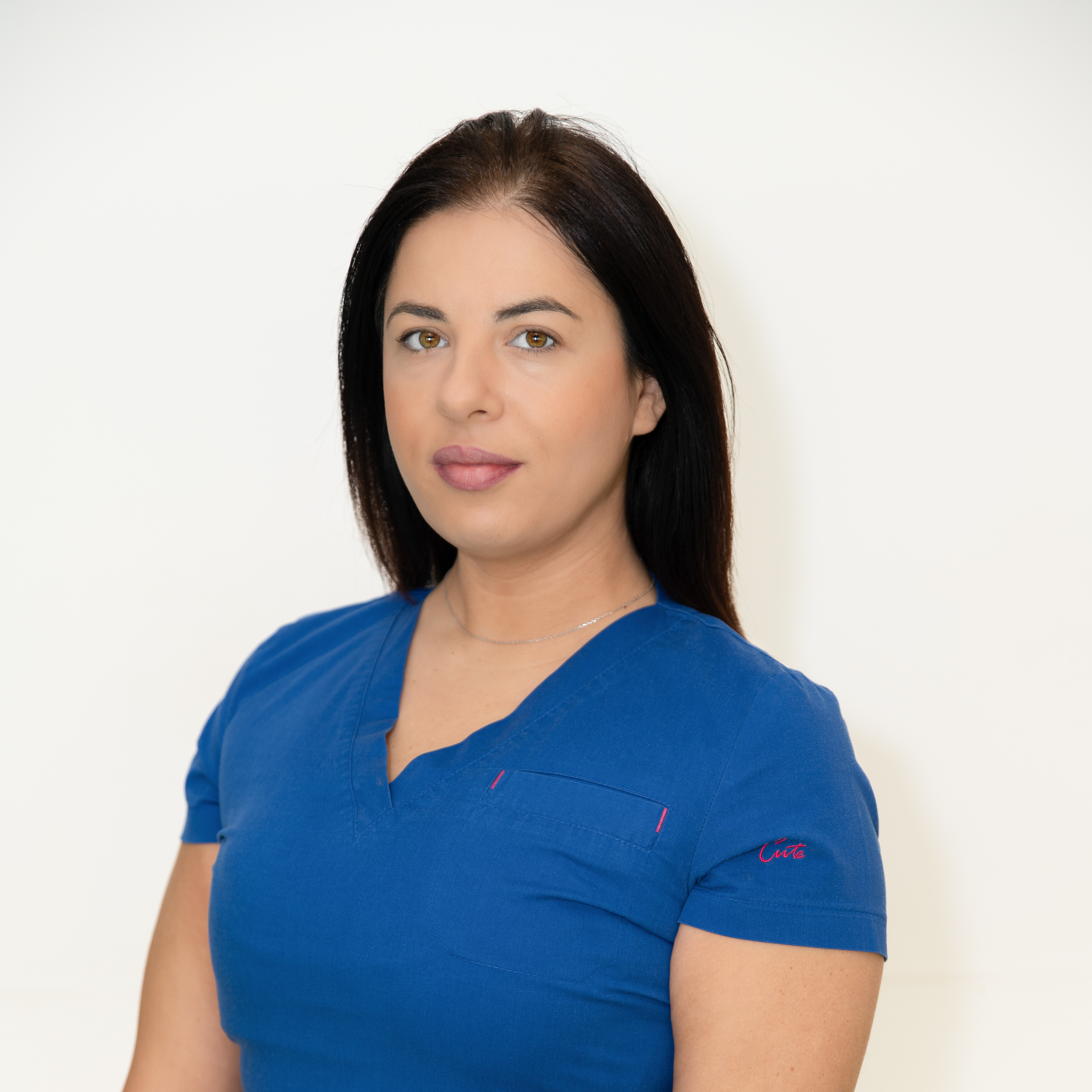 Elizana Komarica - Medicinska sestra